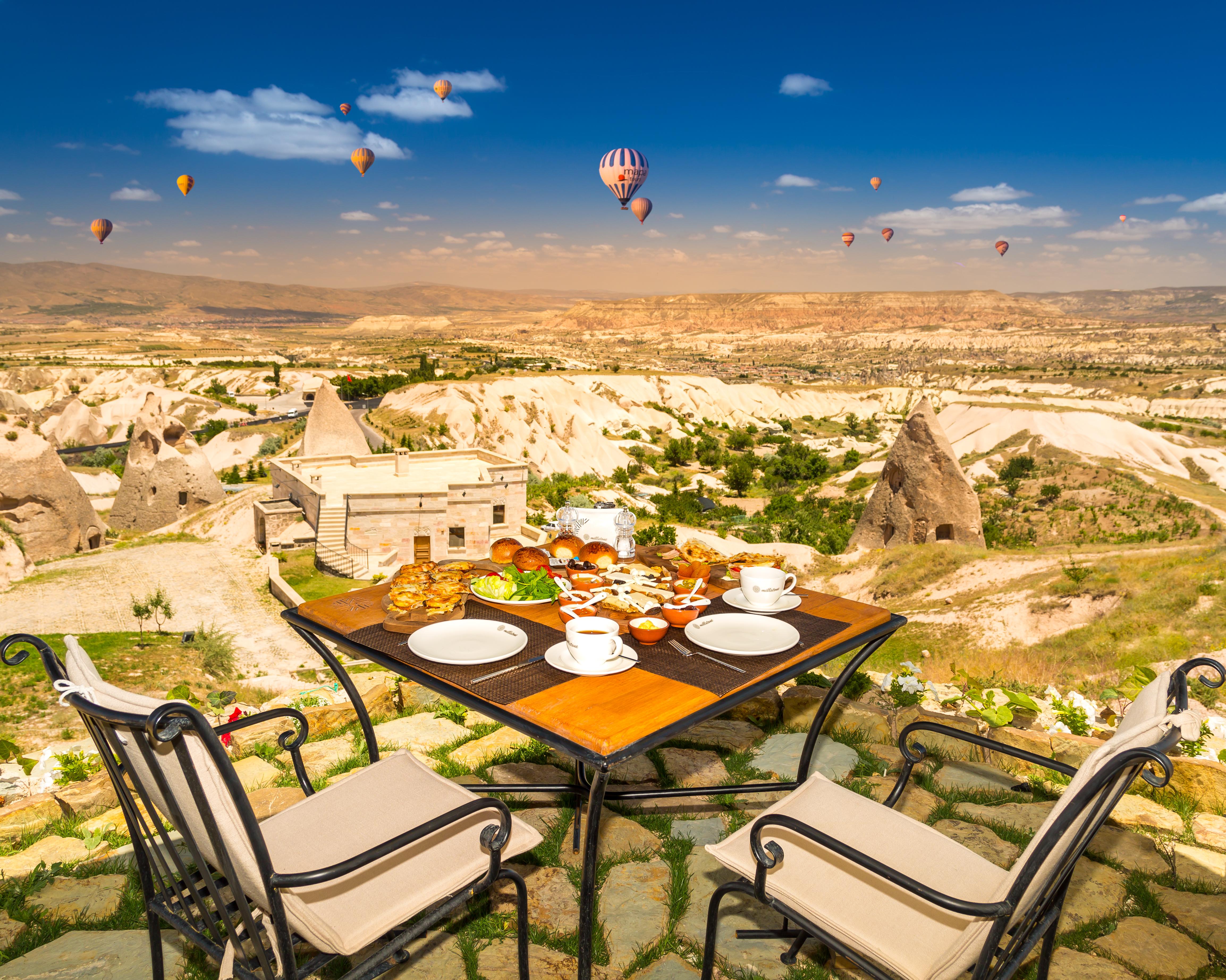 Millstone Cave Suites Hotel Учисар Экстерьер фото
