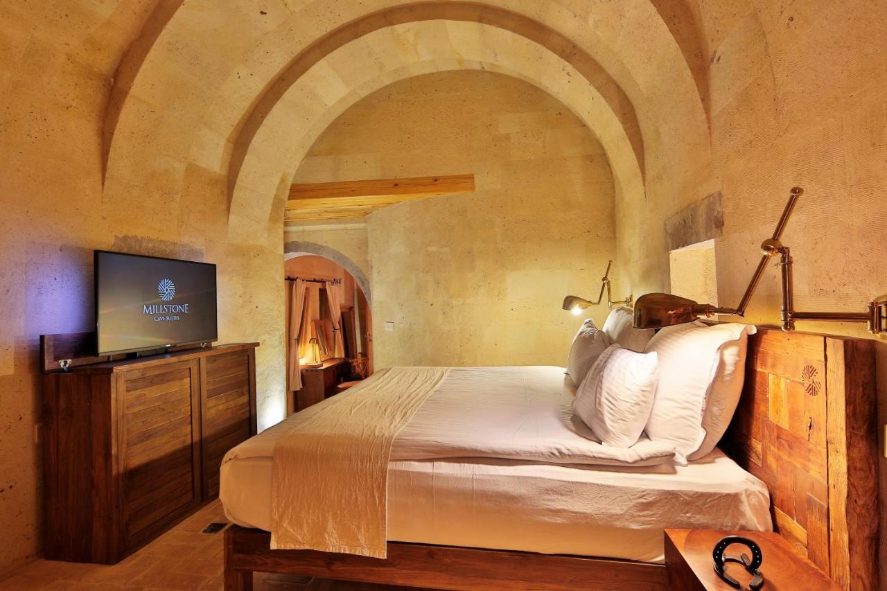 Millstone Cave Suites Hotel Учисар Экстерьер фото